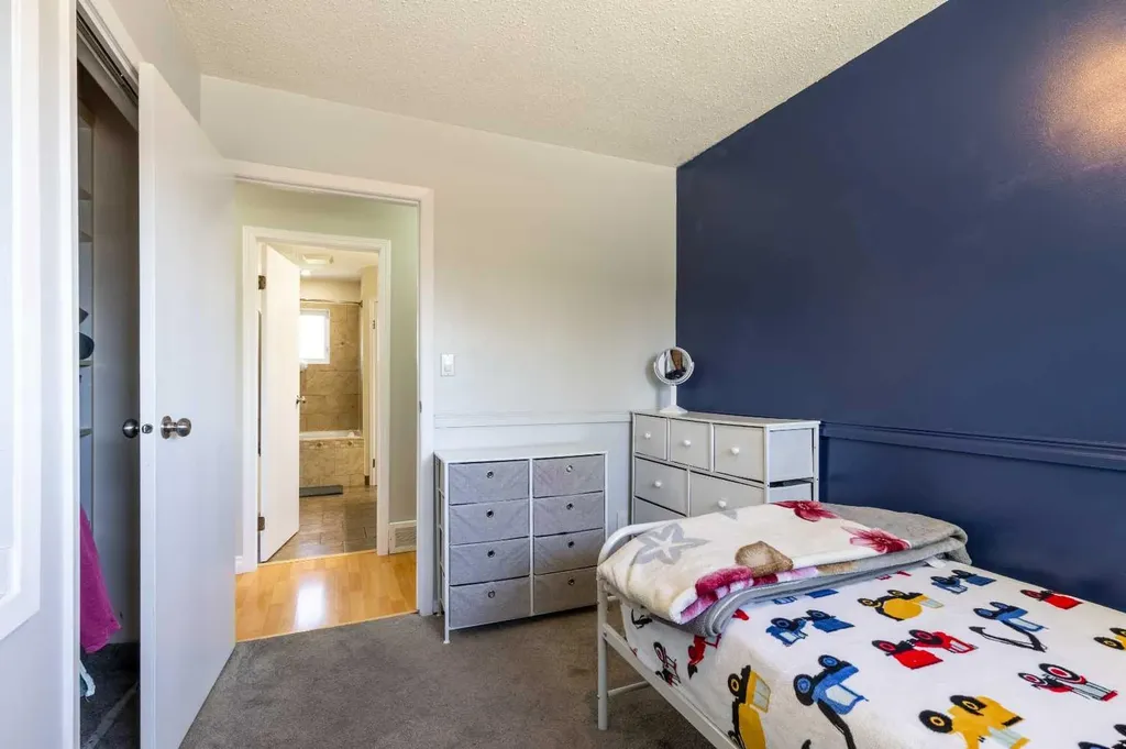 593 Charlotte Street Pincher Creek AB T0K1W0