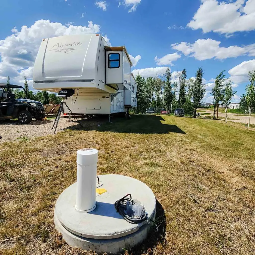 15 Horse Shoe Lane White Sands AB T0C 3B0