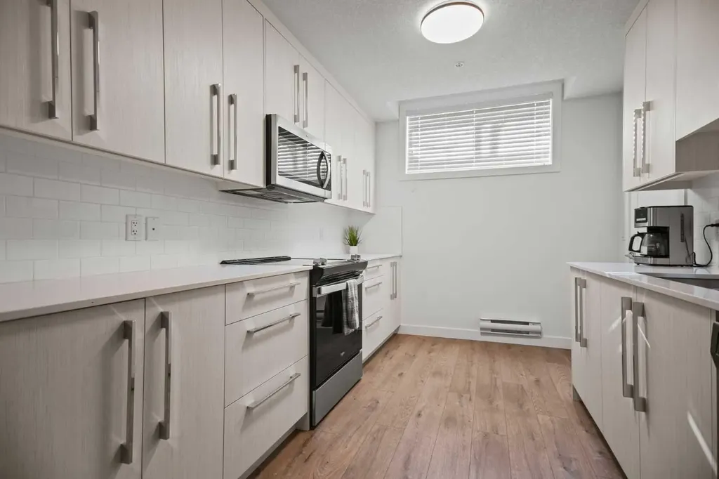 7581 202 Avenue SE Calgary AB T3S 0E9
