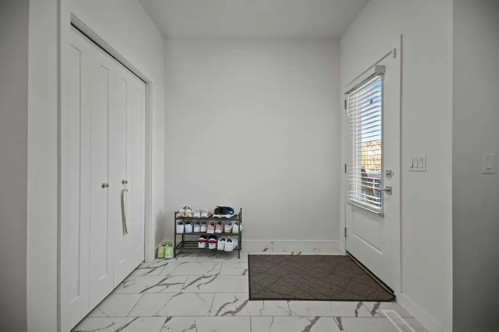 7581 202 Avenue SE Calgary AB T3S 0E9