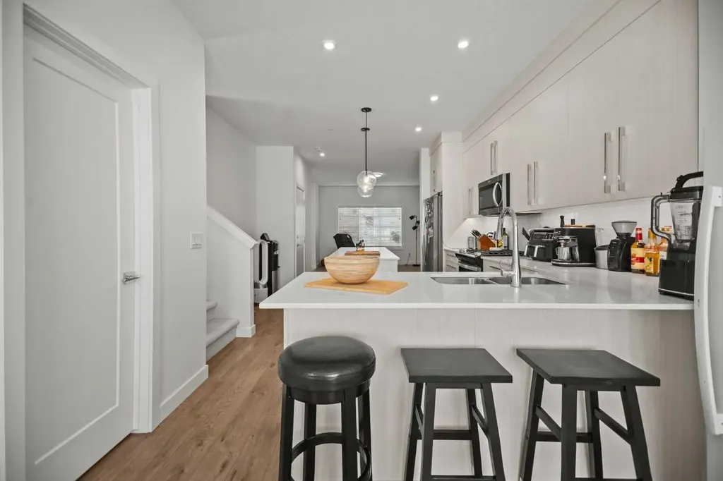 7581 202 Avenue SE Calgary AB T3S 0E9