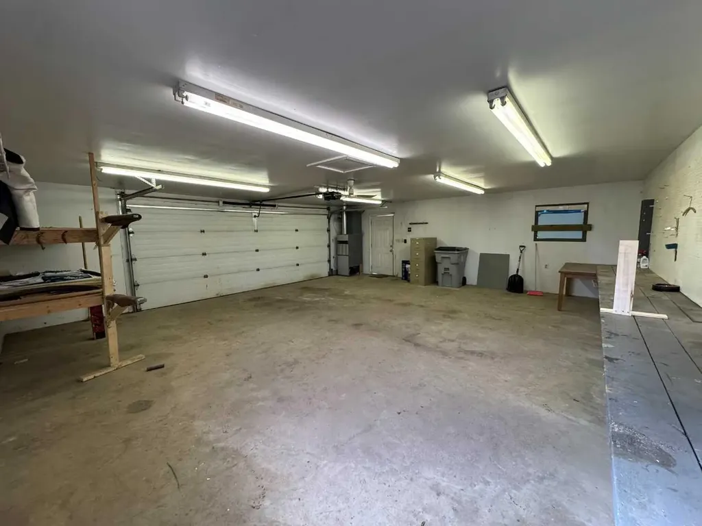 1105 15 Street Wainwright AB T9W 1E4