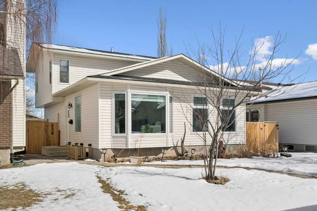 220 Macewan Glen Place NW Calgary AB T3K2C8