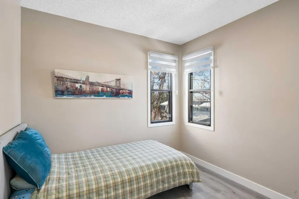 220 Macewan Glen Place NW Calgary AB T3K2C8