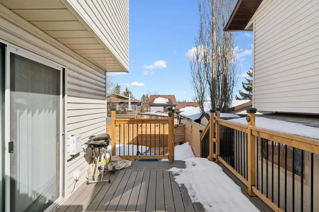 220 Macewan Glen Place NW Calgary AB T3K2C8