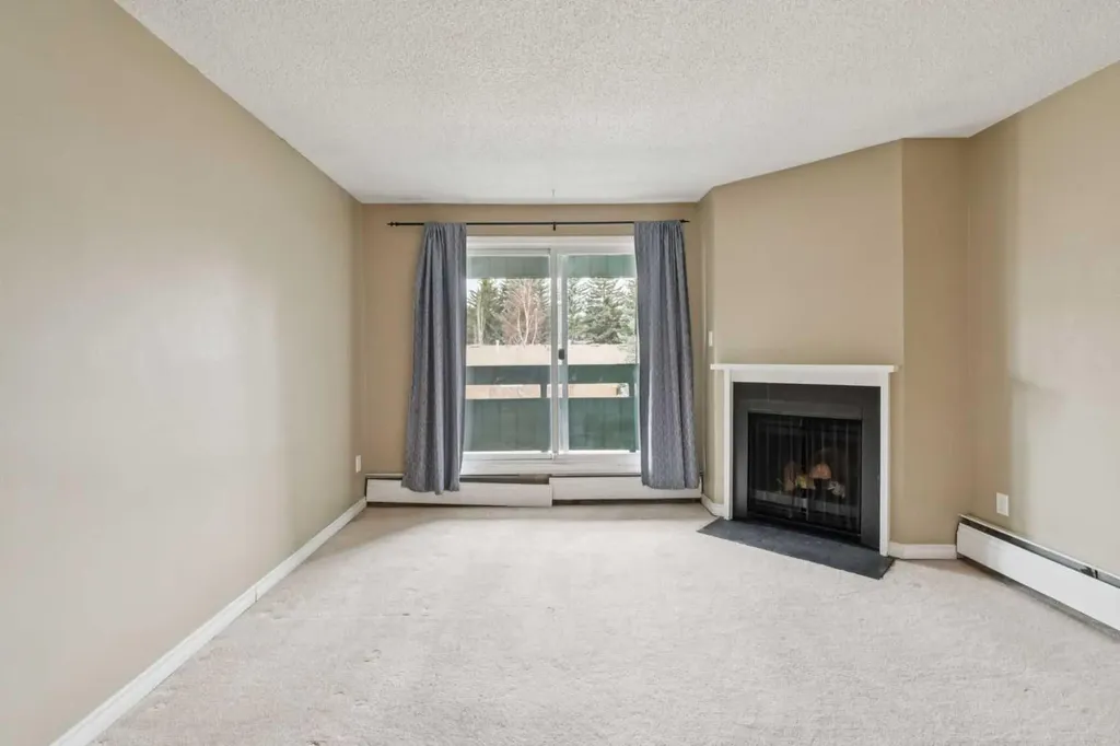 315 Southampton Drive SW Calgary AB T2W 2T6