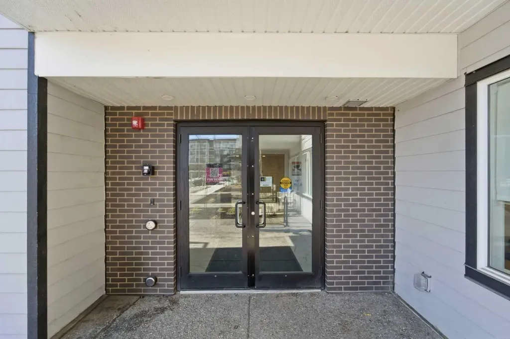111 Wolf Creek Drive SE Calgary AB T2X 5X2