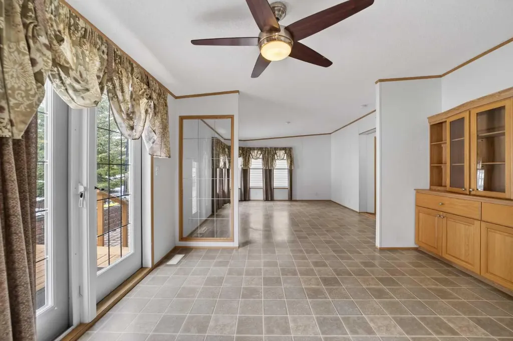 30245 Range Road 12 Rural Mountain View County AB T0M 0N0