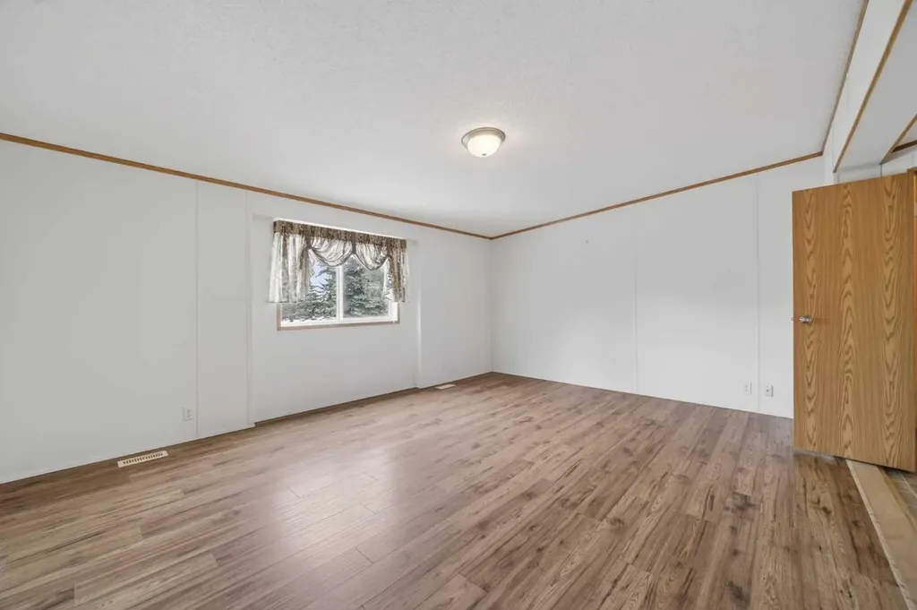 30245 Range Road 12 Rural Mountain View County AB T0M 0N0
