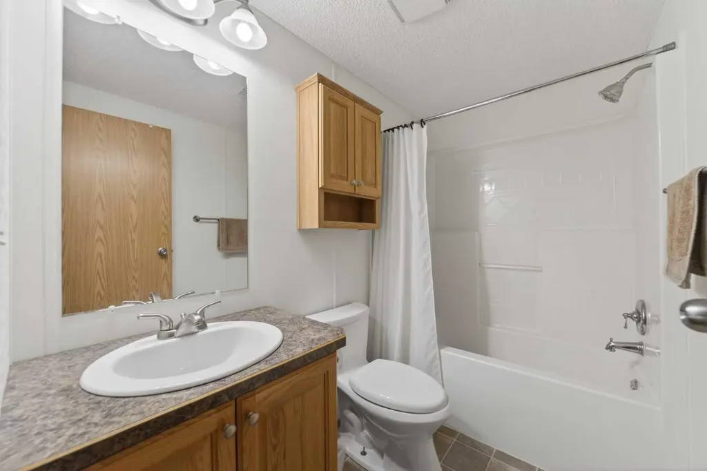 30245 Range Road 12 Rural Mountain View County AB T0M 0N0