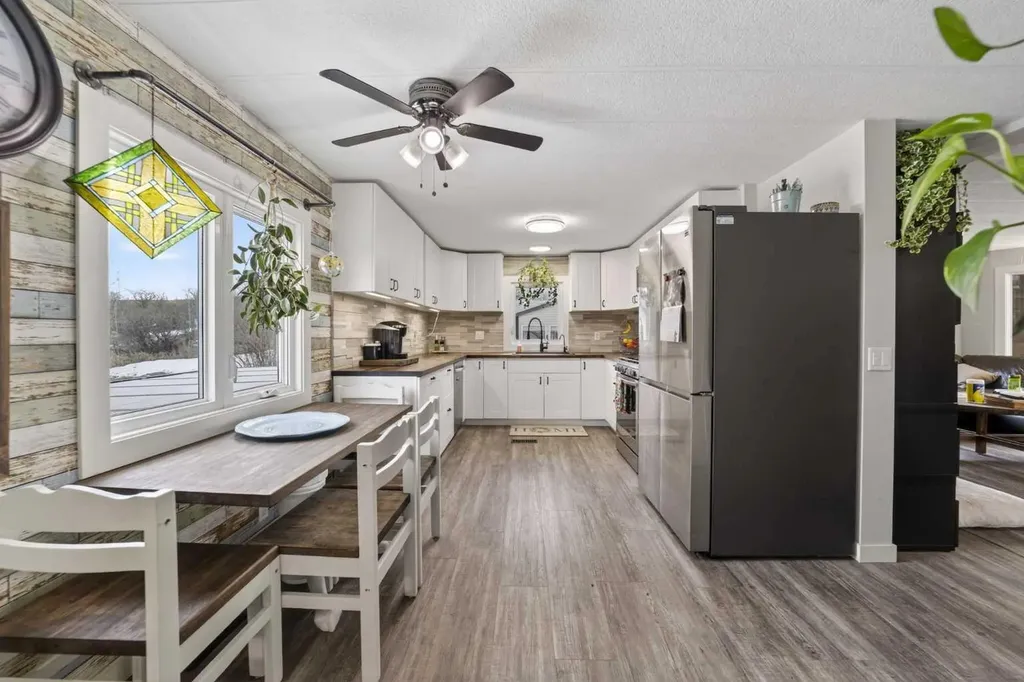 30245 Range Road 12 Rural Mountain View County AB T0M 0N0