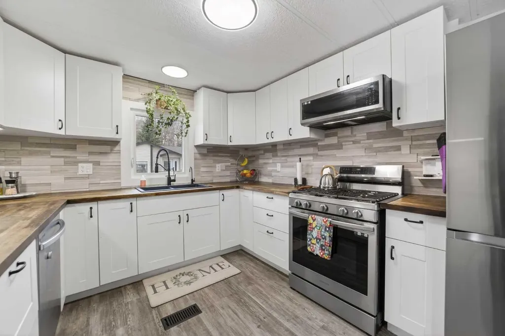 30245 Range Road 12 Rural Mountain View County AB T0M 0N0