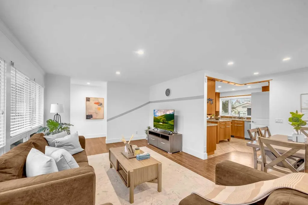 10012 Willowview Road SE Calgary AB T2J 1P4