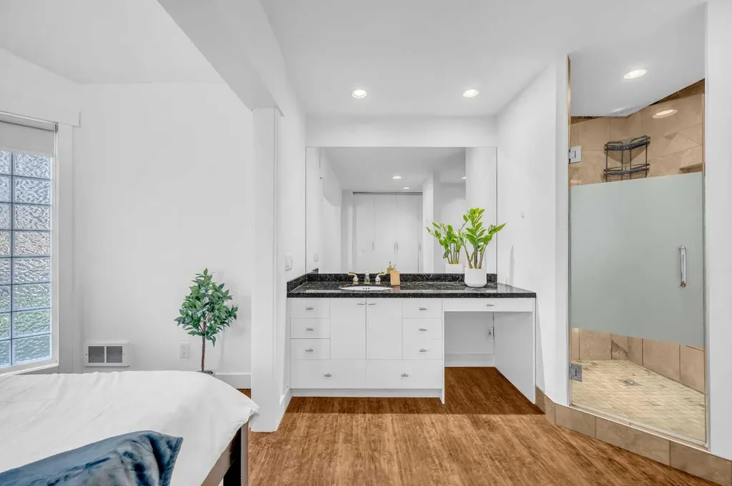 10012 Willowview Road SE Calgary AB T2J 1P4