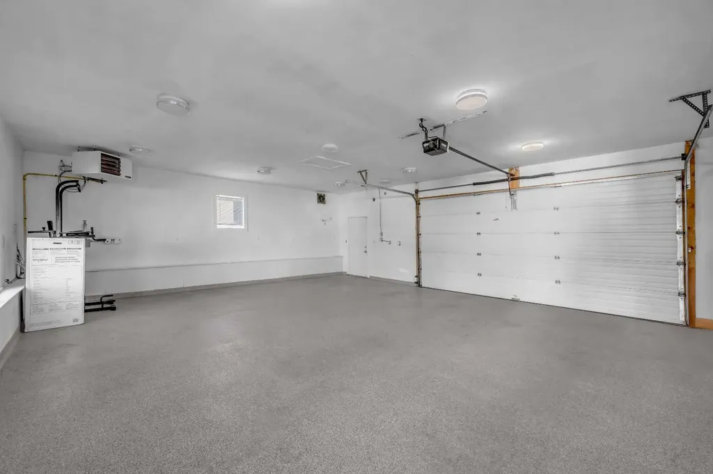 10012 Willowview Road SE Calgary AB T2J 1P4