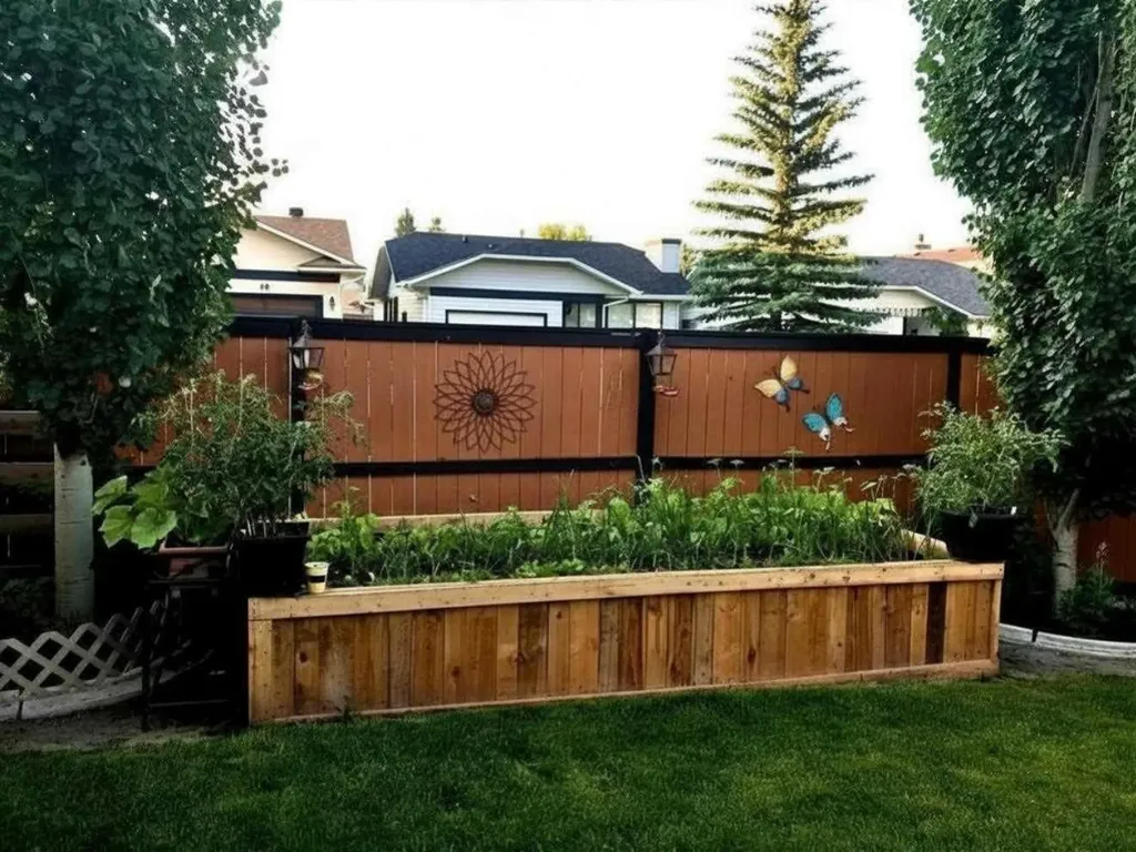 4 Cedargrove Way SW Calgary AB T2W 4V2