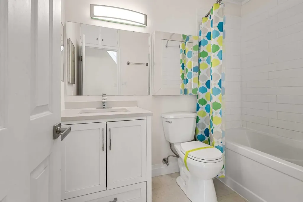 928 18a Street NE Calgary AB T2E 4W4