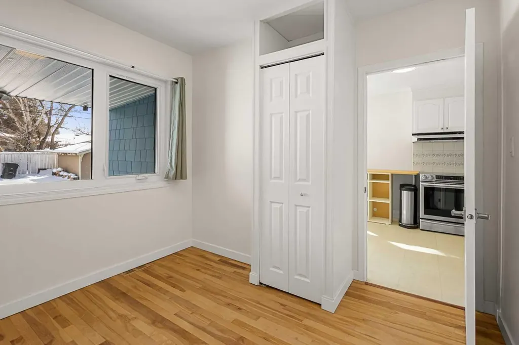 928 18a Street NE Calgary AB T2E 4W4