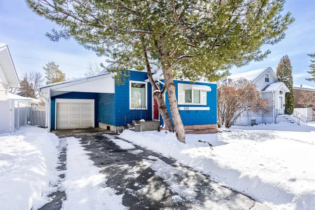 928 18a Street NE Calgary AB T2E 4W4