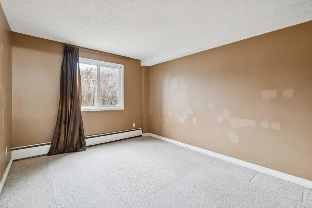 315 Southampton Drive SW Calgary AB T2W 2T6