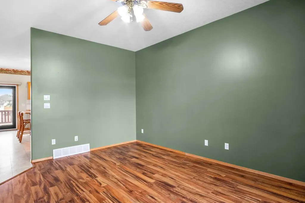 122 Carriage Lane Road Carstairs AB T0M 0N0