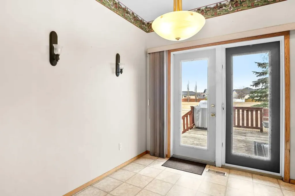122 Carriage Lane Road Carstairs AB T0M 0N0