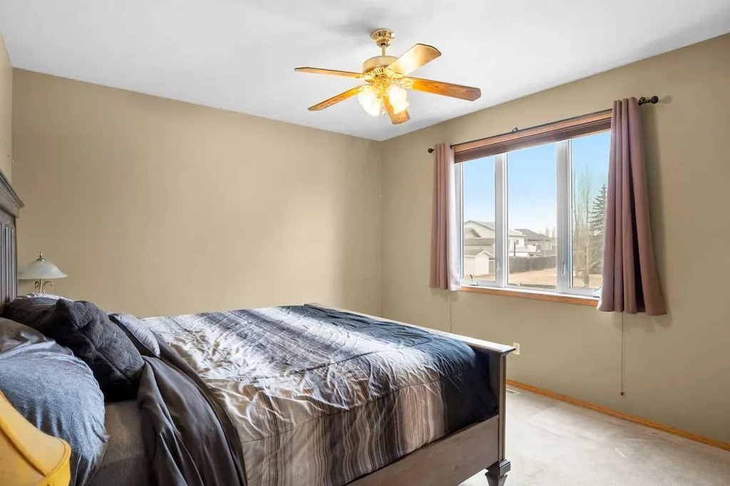 122 Carriage Lane Road Carstairs AB T0M 0N0