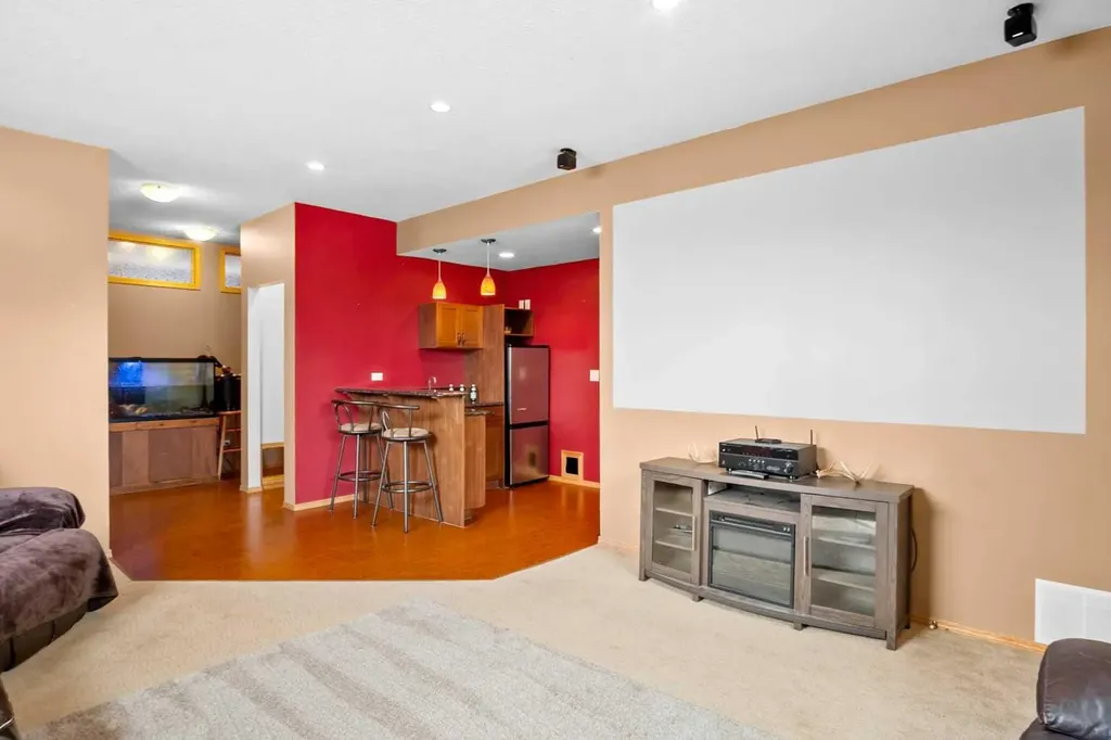 122 Carriage Lane Road Carstairs AB T0M 0N0