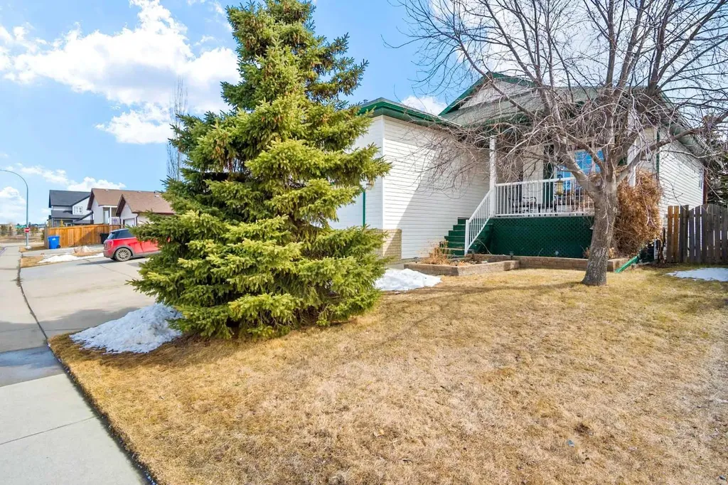 122 Carriage Lane Road Carstairs AB T0M 0N0