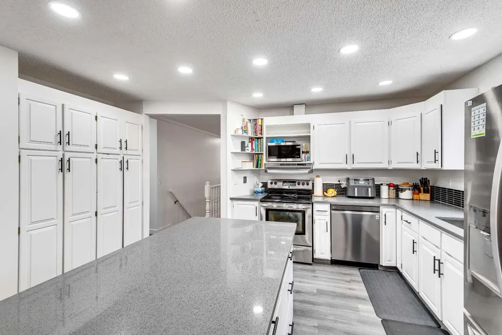 133 6 Avenue SE Three Hills AB T0M 2A0