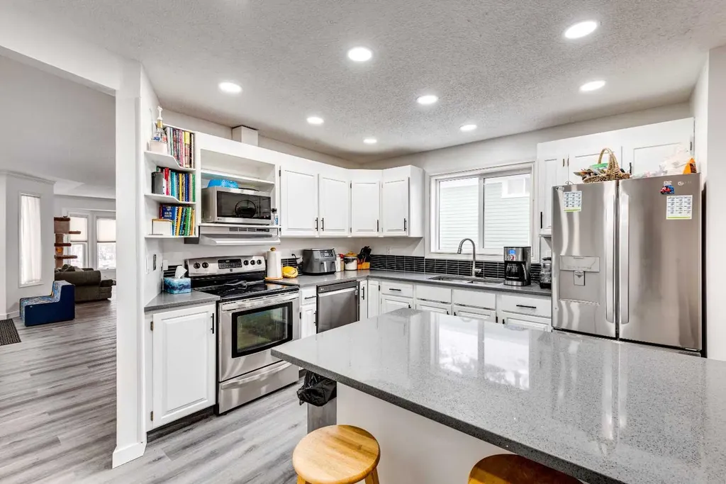 133 6 Avenue SE Three Hills AB T0M 2A0