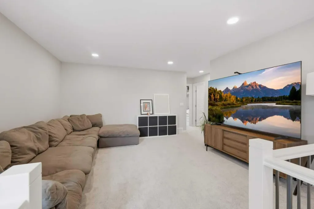 124 Emerald Drive Red Deer AB T4P3H1