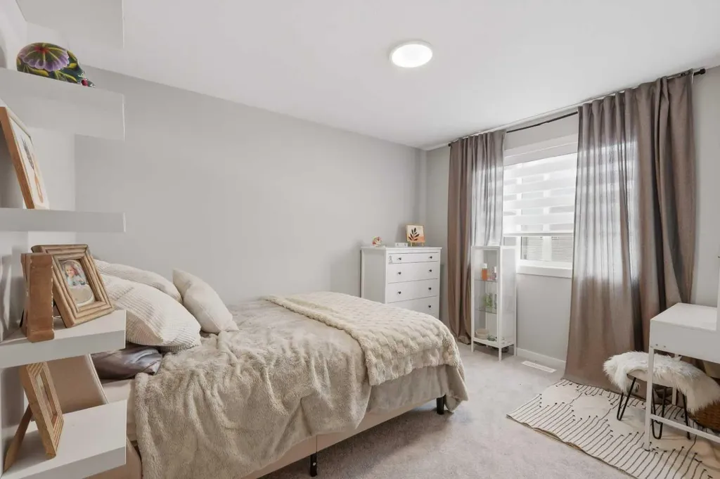124 Emerald Drive Red Deer AB T4P3H1
