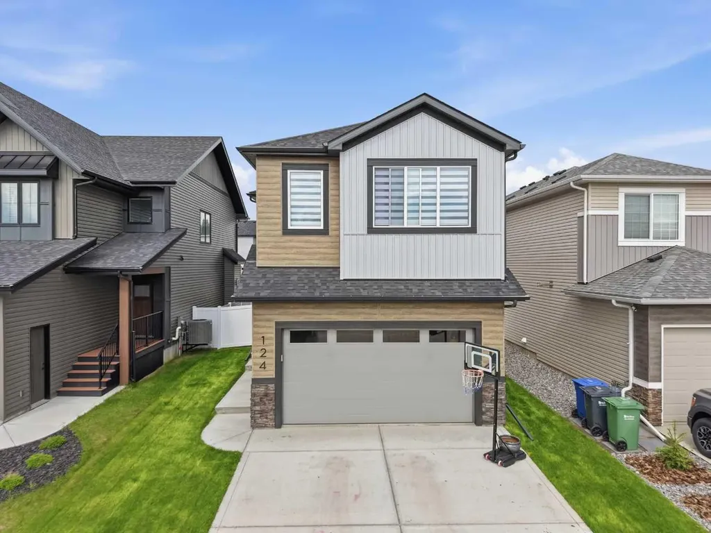 124 Emerald Drive Red Deer AB T4P3H1