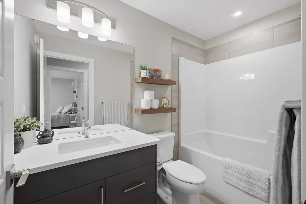 124 Emerald Drive Red Deer AB T4P3H1
