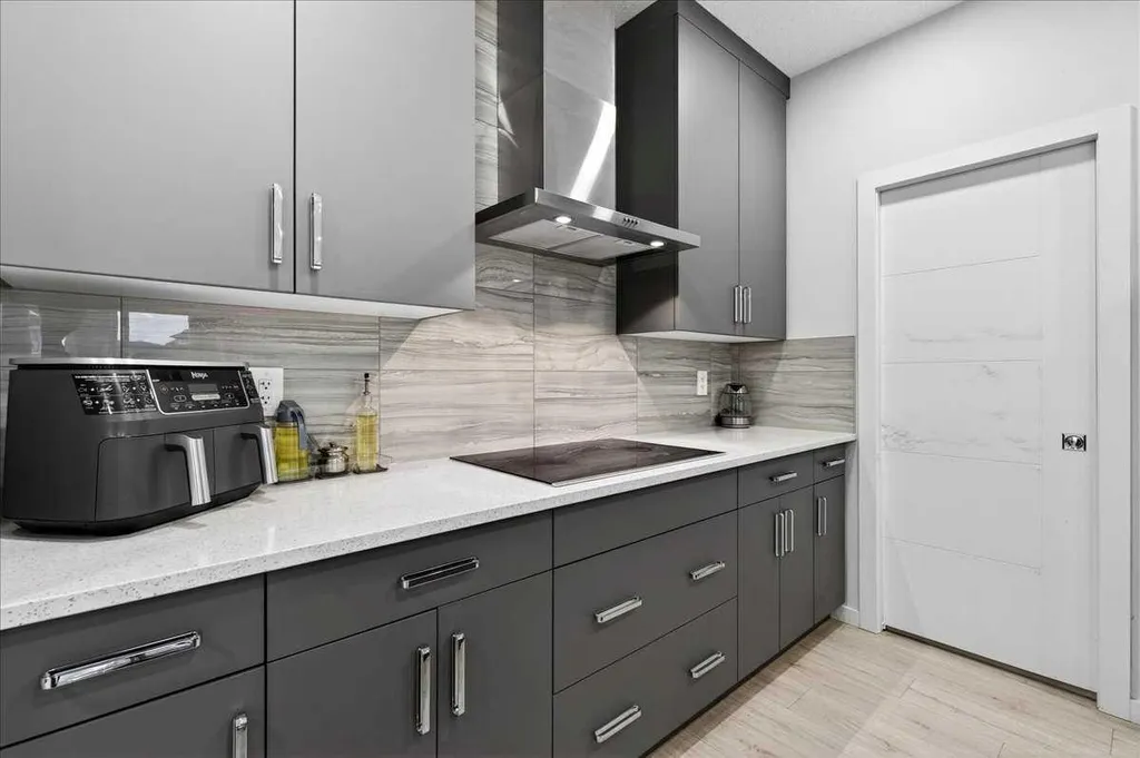 318 Walcrest Way SE Calgary AB T2X4V8