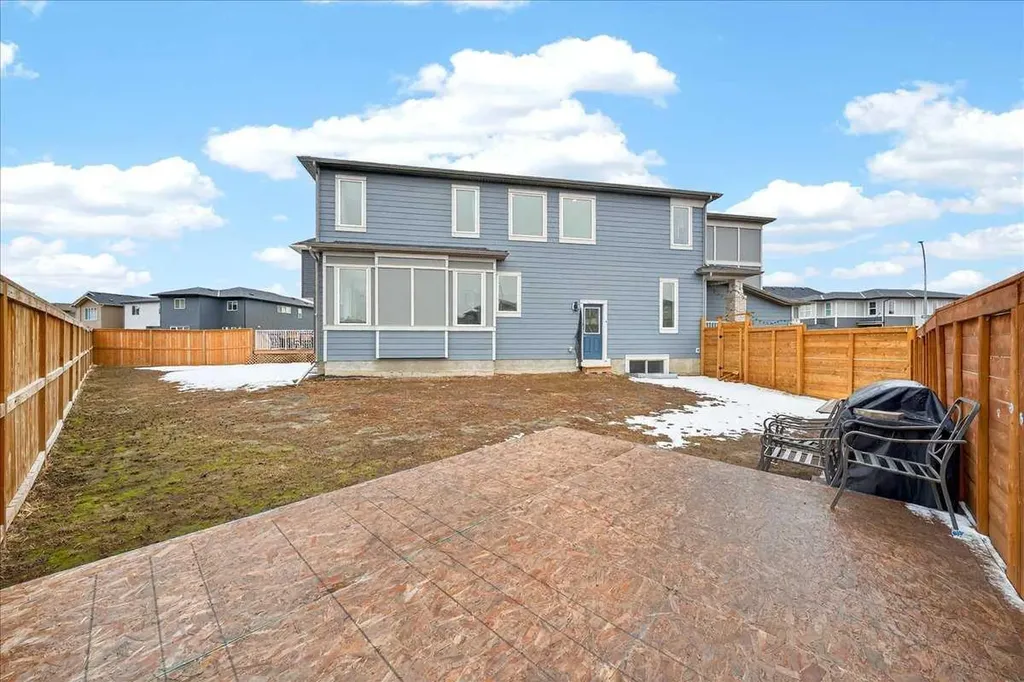 318 Walcrest Way SE Calgary AB T2X4V8
