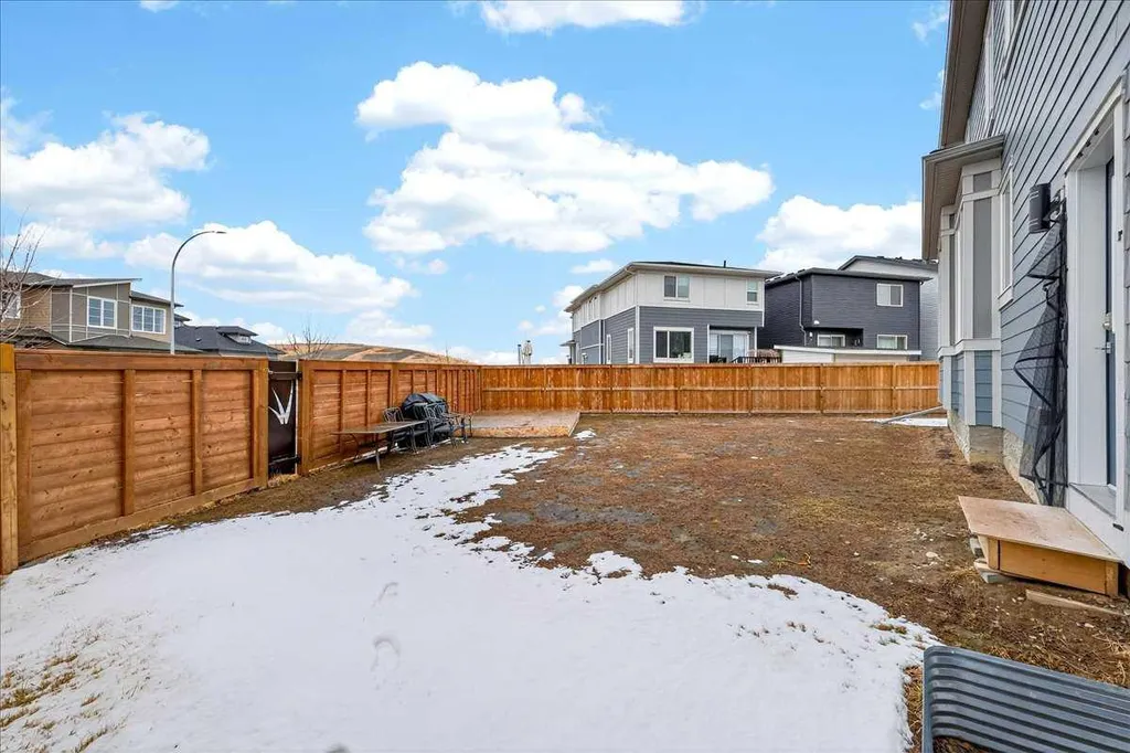 318 Walcrest Way SE Calgary AB T2X4V8