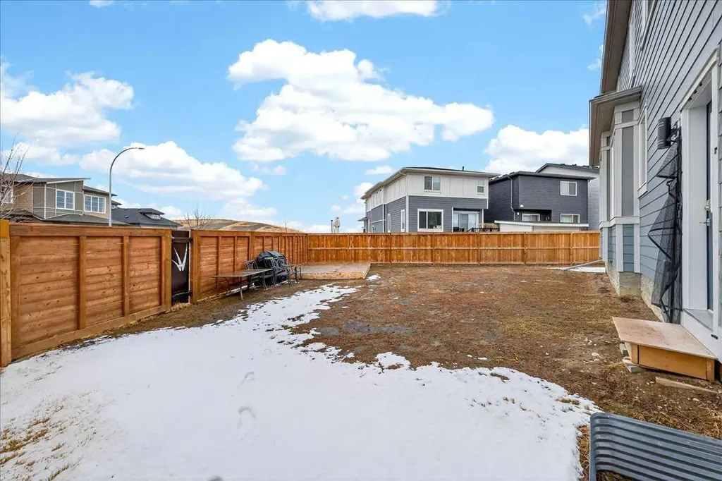 318 Walcrest Way SE Calgary AB T2X4V8