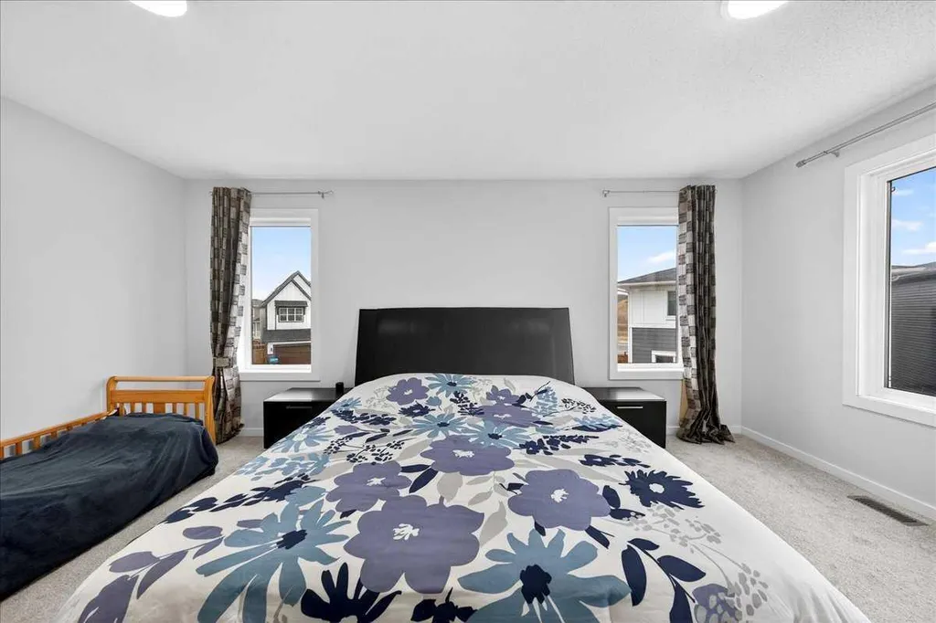 318 Walcrest Way SE Calgary AB T2X4V8
