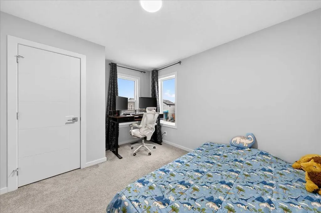 318 Walcrest Way SE Calgary AB T2X4V8