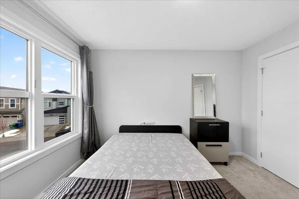 318 Walcrest Way SE Calgary AB T2X4V8