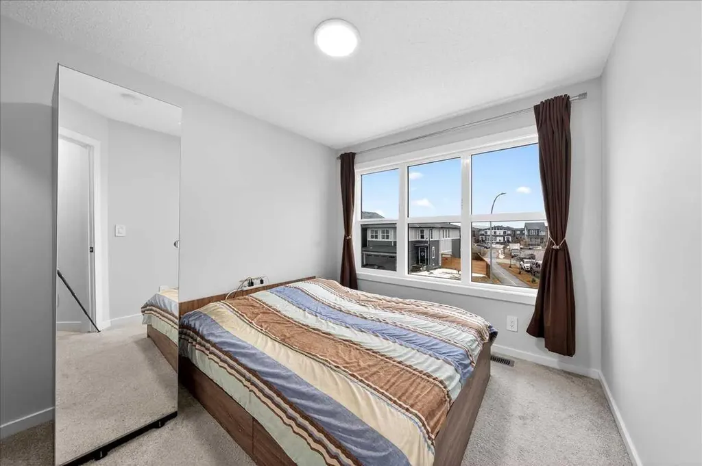 318 Walcrest Way SE Calgary AB T2X4V8