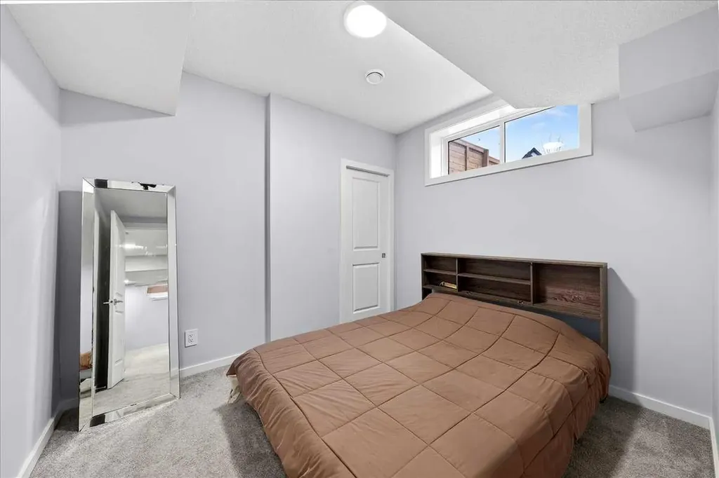 318 Walcrest Way SE Calgary AB T2X4V8