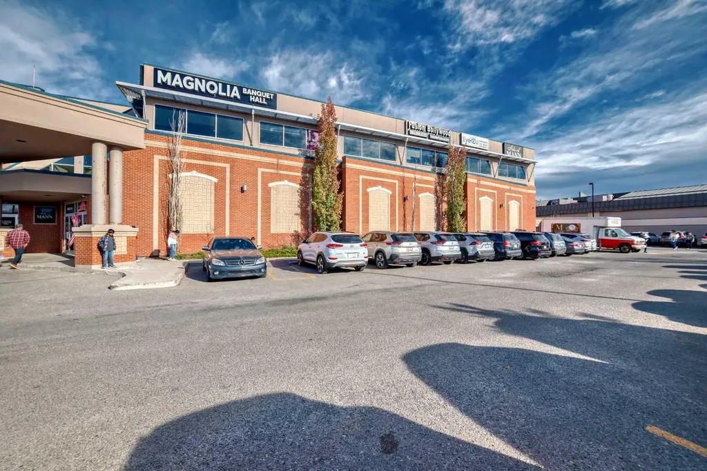 5075 Falconridge Boulevard NE Calgary AB T3J 3K9