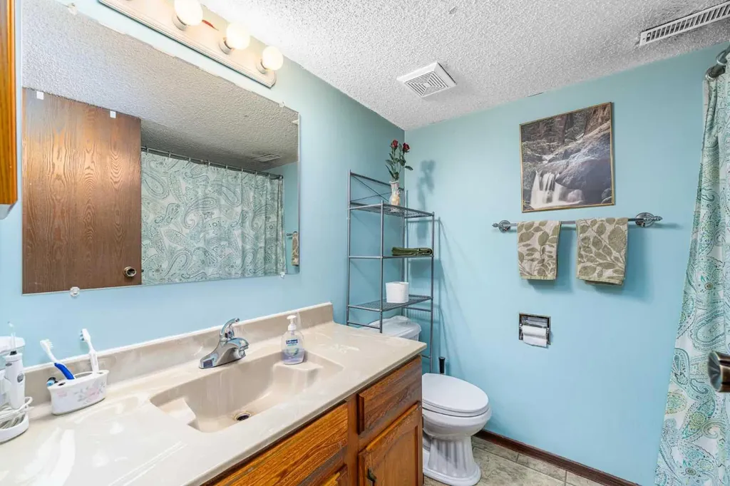 71 Sunmills Drive SE Calgary AB T2X 2R4