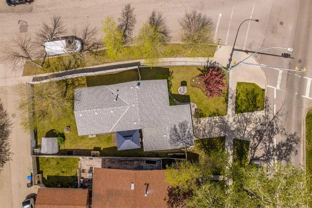 71 Sunmills Drive SE Calgary AB T2X 2R4