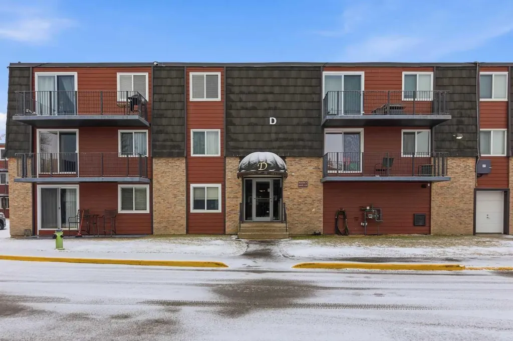 80 Galbraith Drive SW Calgary AB T3E 4Z6