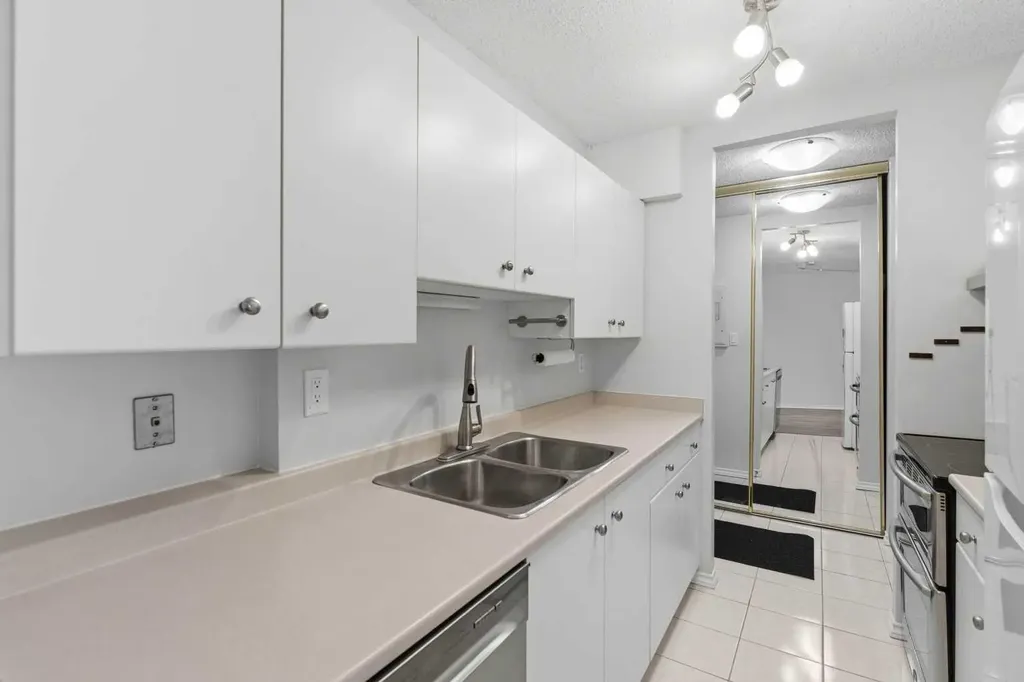 80 Galbraith Drive SW Calgary AB T3E 4Z6