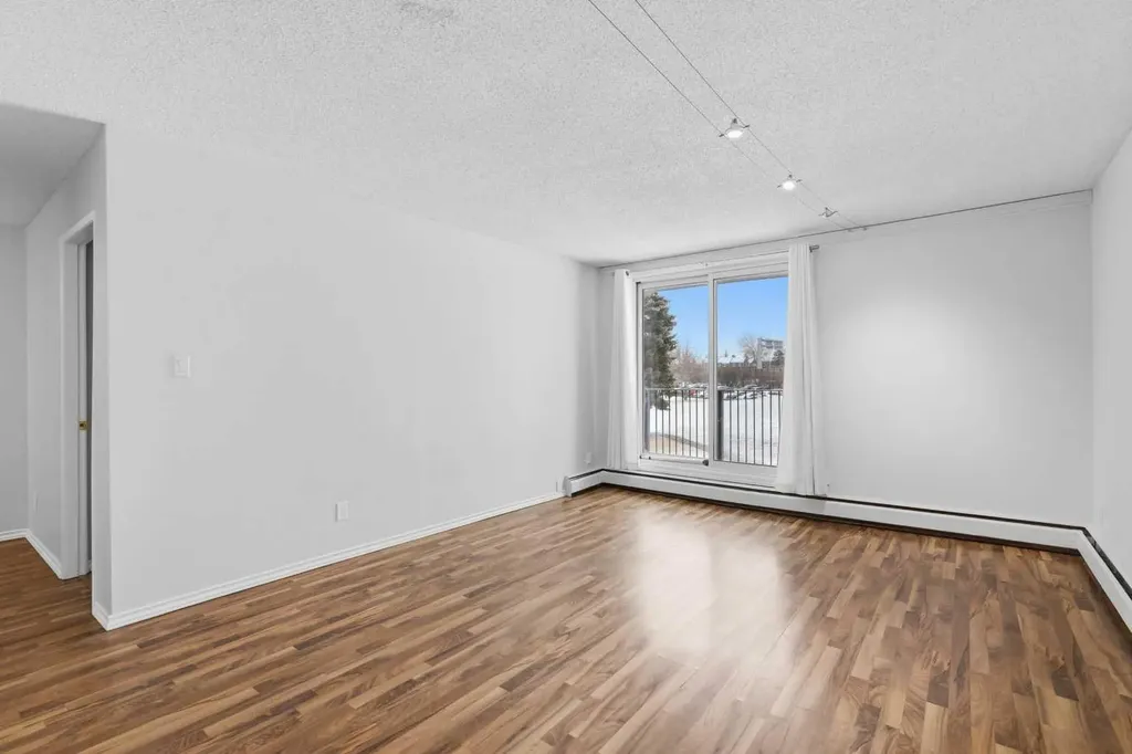 80 Galbraith Drive SW Calgary AB T3E 4Z6